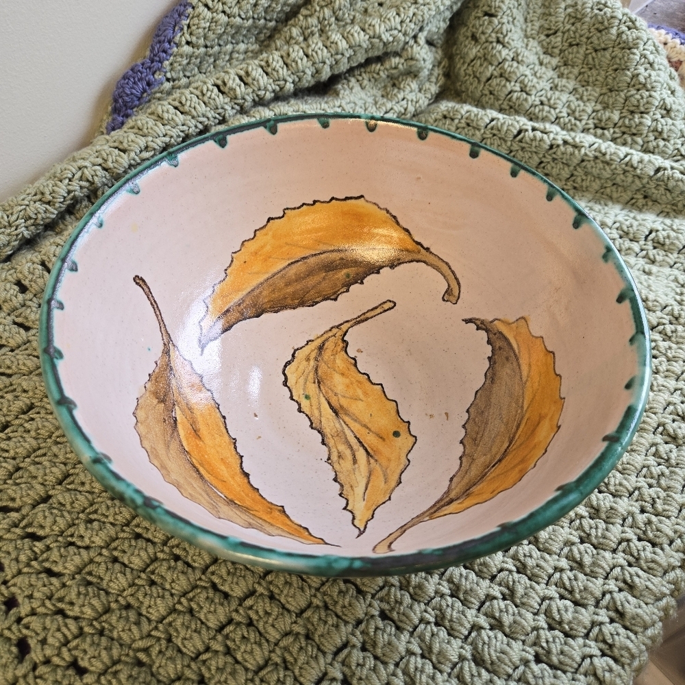 Handmade Pottery Leaves Large Bowl - Heavy - Picture 3 of 5